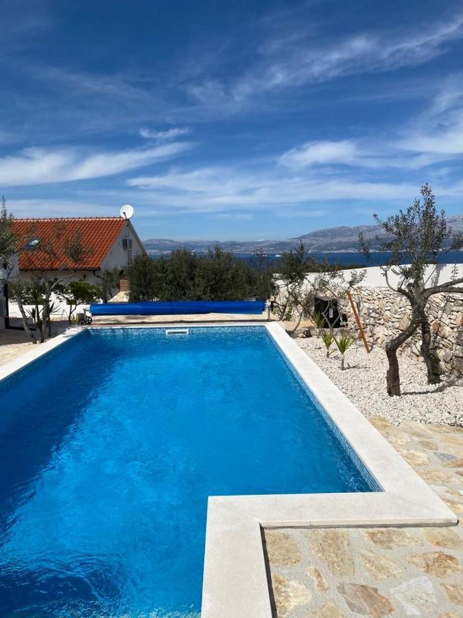 Villa Maslina Sutivan Eksteriør billede